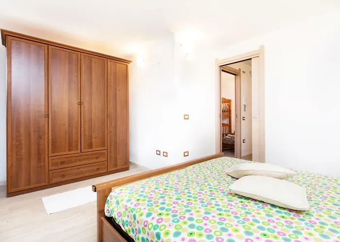 Vakantiehuis Laura 350 Mt Baia Di Porto Frailis Àrbatax