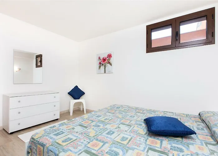 Laura 350 Mt Baia Di Porto Frailis Vakantiehuis Àrbatax
