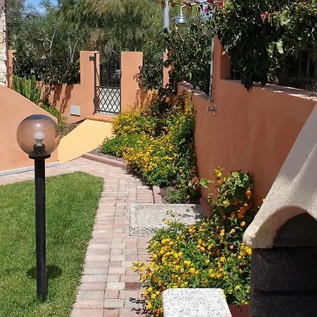 Laura 350 Mt Baia Di Porto Frailis ארבאטקס