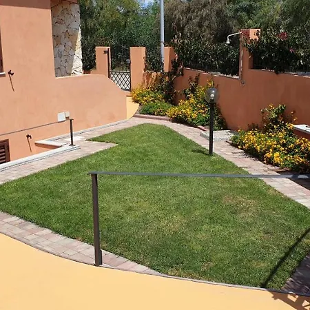 בית נופש Laura 350 Mt Baia Di Porto Frailis *