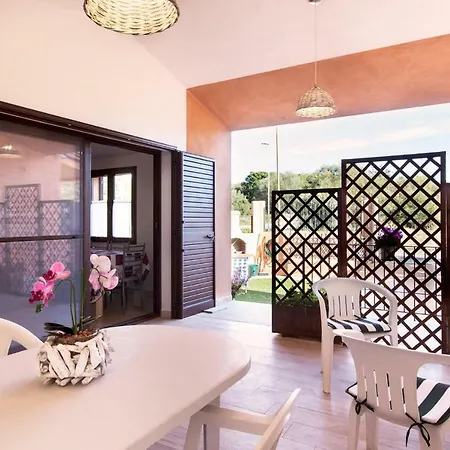 בית נופש Laura 350 Mt Baia Di Porto Frailis ארבאטקס