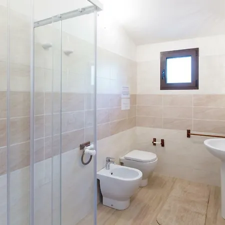 בית נופש Laura 350 Mt Baia Di Porto Frailis ארבאטקס